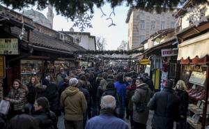 Praznična atmosfera u Sarajevu: Ulice preplavili turisti iz regije